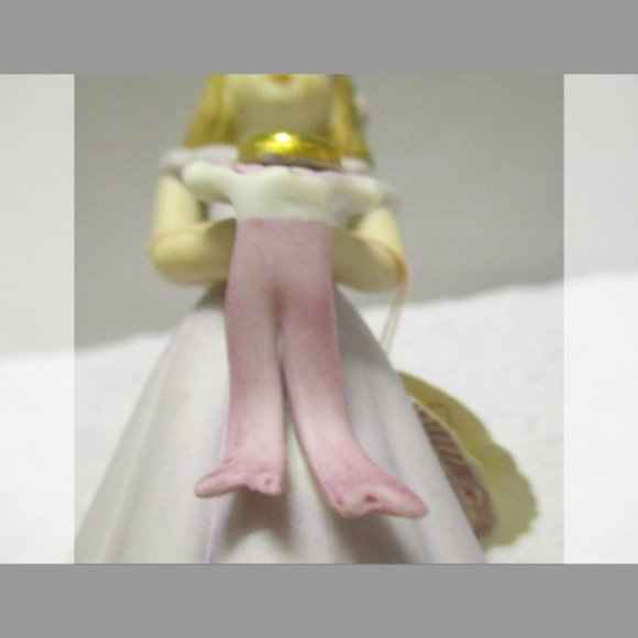 1982 Enesco GROWING UP GIRLS 8th Birthday Brunette Porcelain Figurine With Tag - Picture 5 of 12